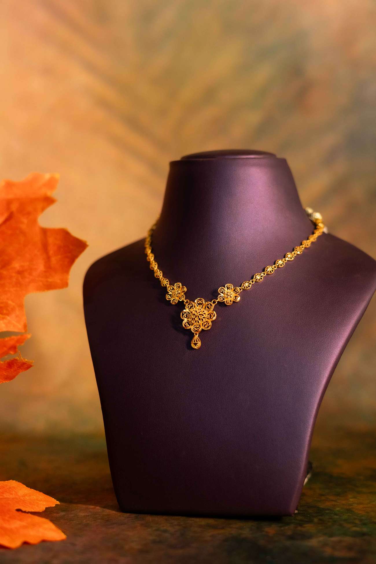 Necklace - 8.22 gm
