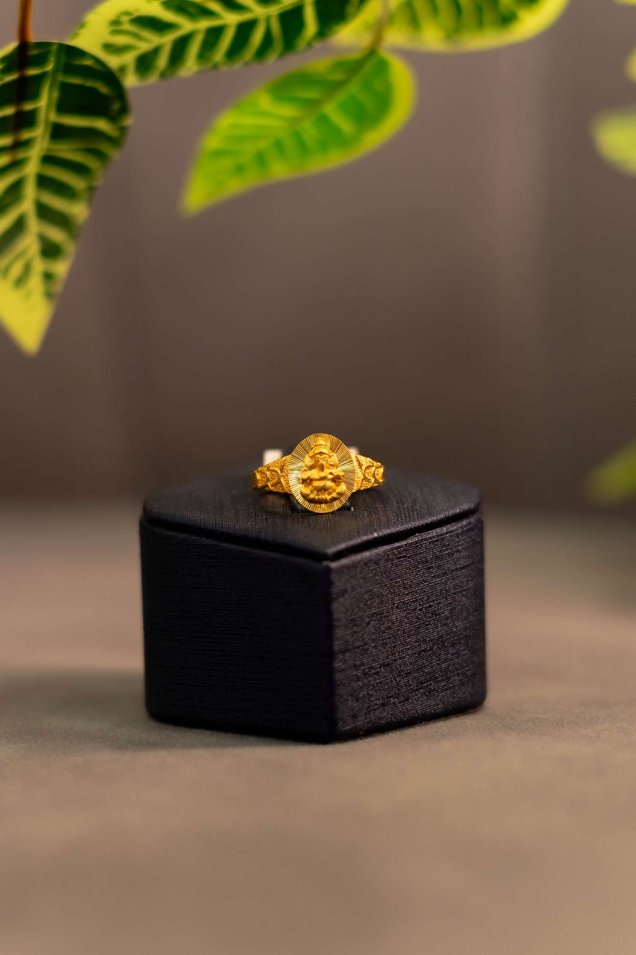 Ring - 6.01 gm