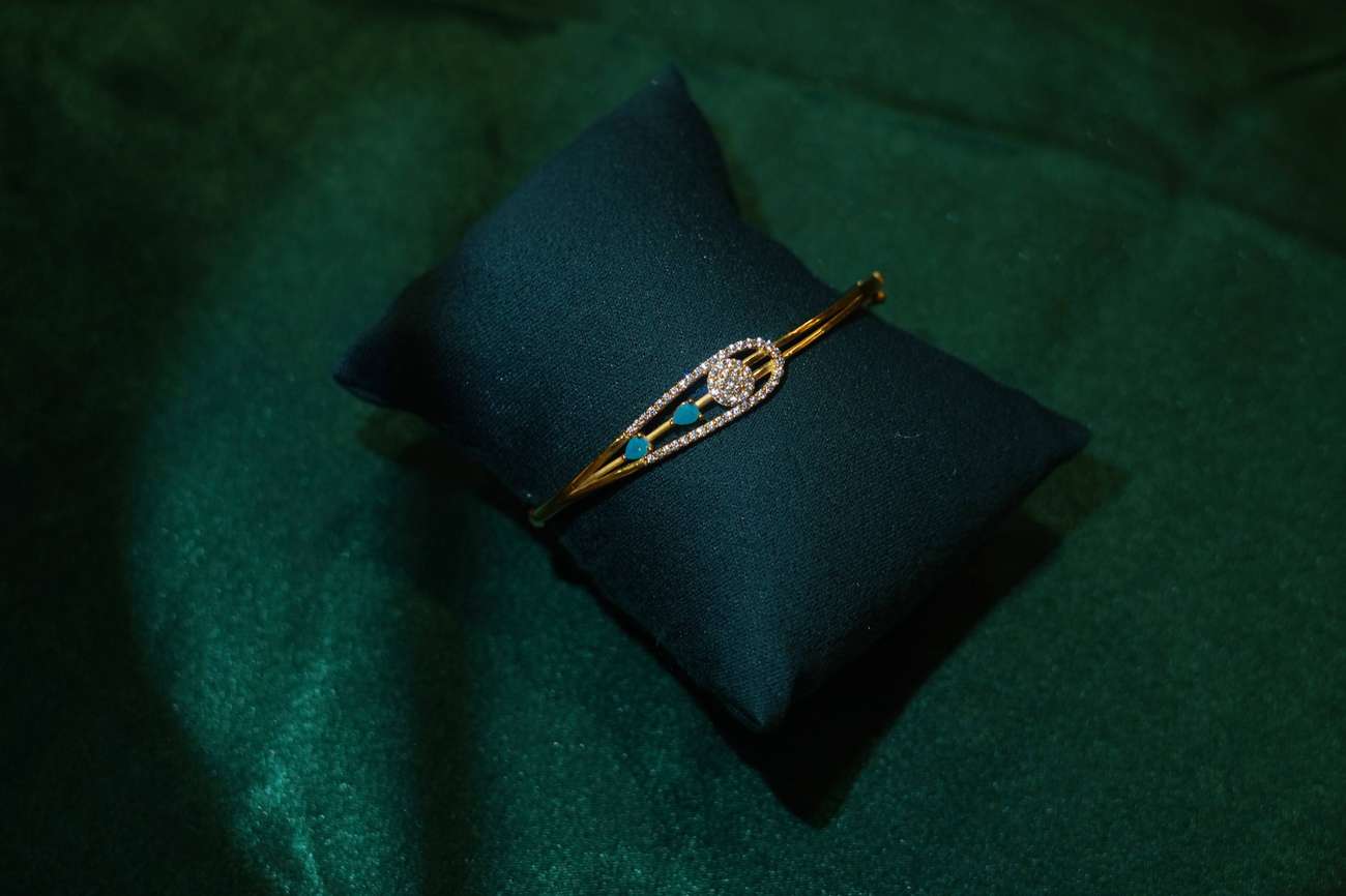 Bangle - 10.38 gm