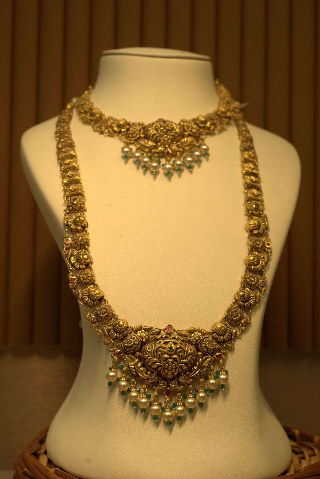 Necklace - 22.46 gm