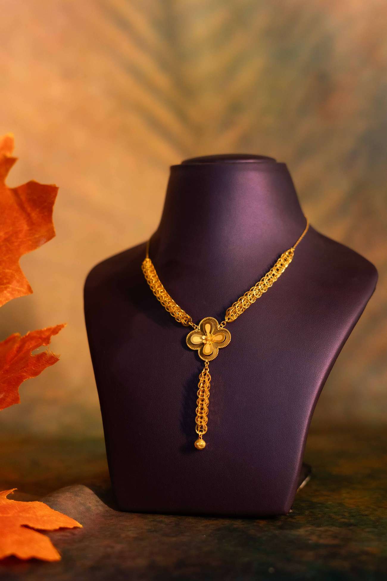Necklace - 11.77 gm