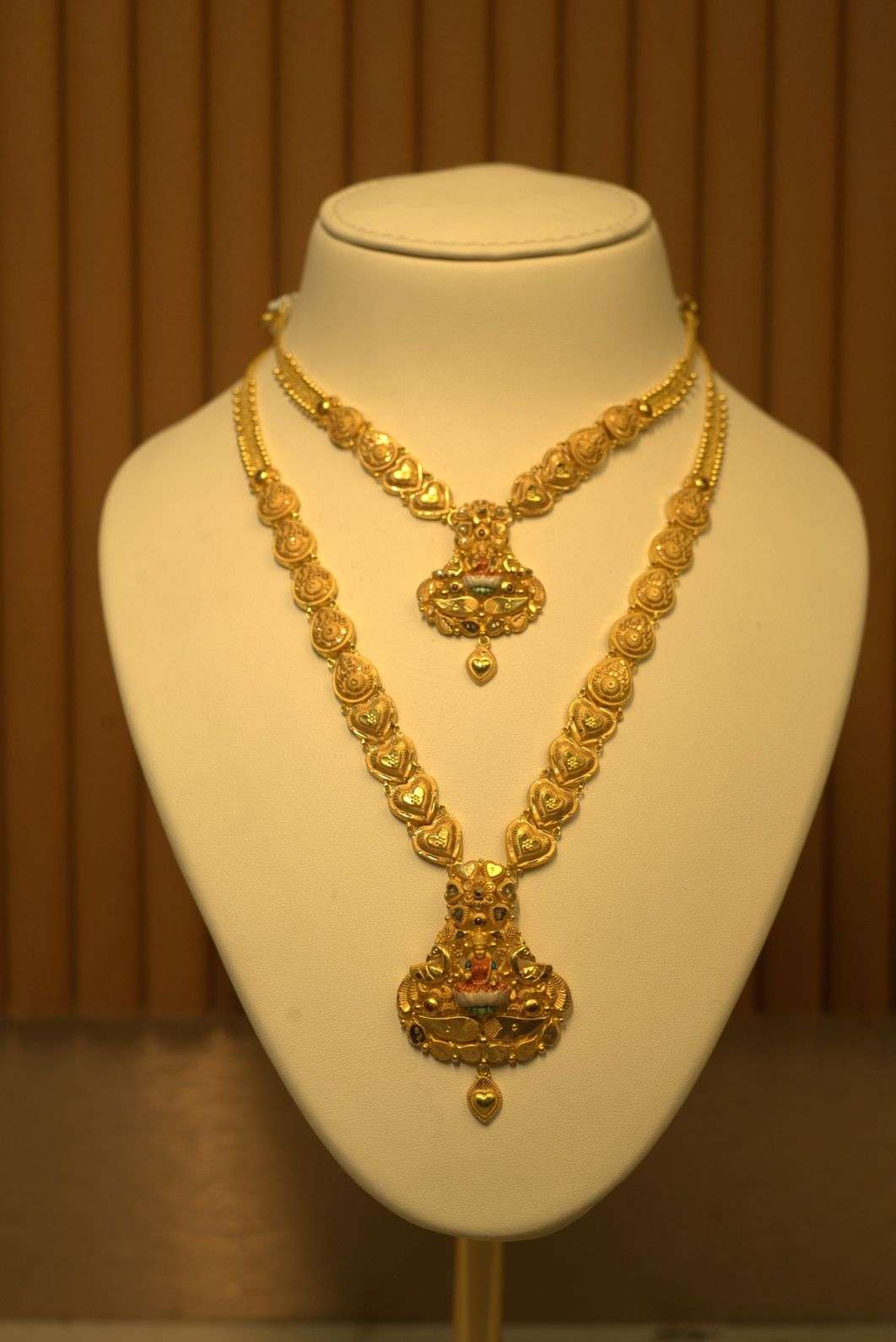 Necklace - 10.4 gm
