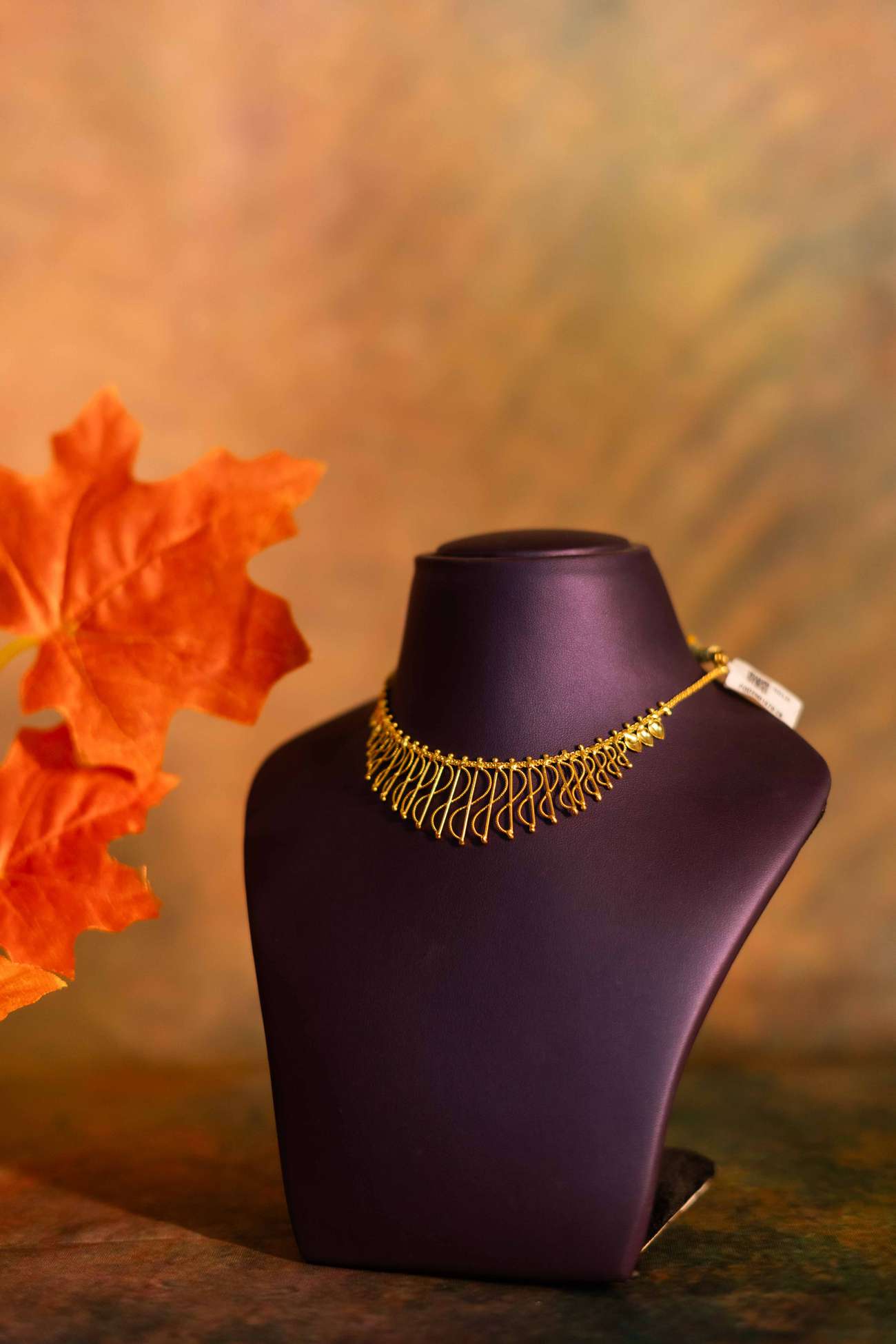 Necklace - 11.36 gm
